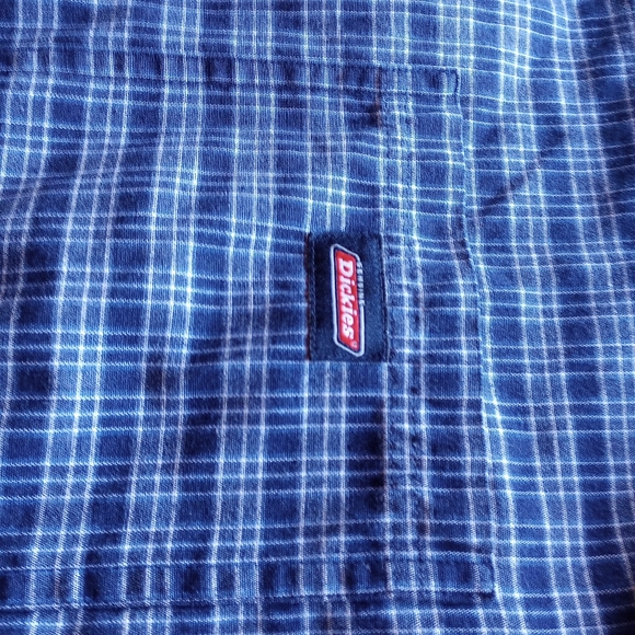 Dickies Men's Relaxed Fit Short Sleeve Button Down Shirt Blue Plaid Size XL - Picture 4 of 5